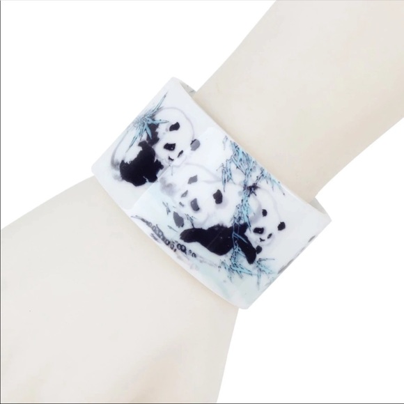 Last One of the Save the Panda’s Bohemian Acrylic Bracelet NWT - Picture 7 of 7